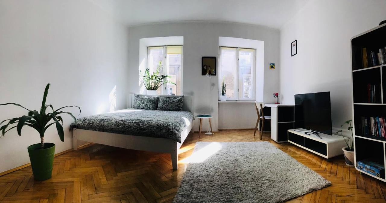 Berlin apartment Lviv Buitenkant foto